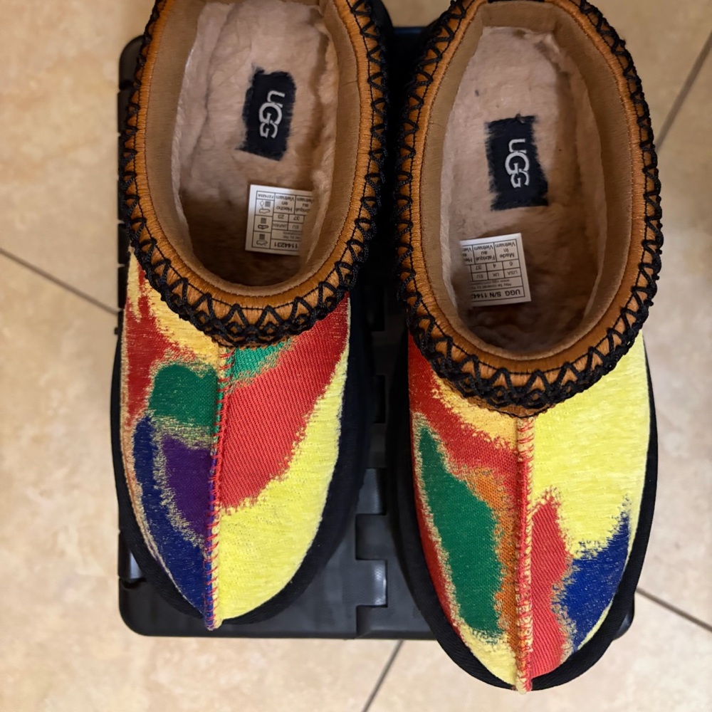 UGG Multicolor Tazman